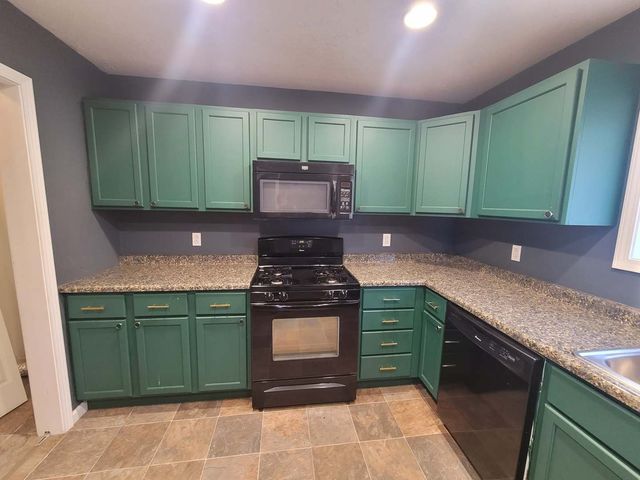 1211 E Elm Street, West Frankfort, IL 62896