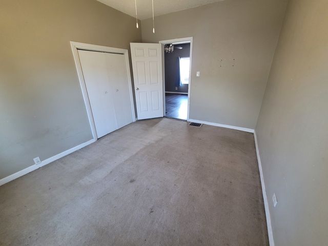 1211 E Elm Street, West Frankfort, IL 62896