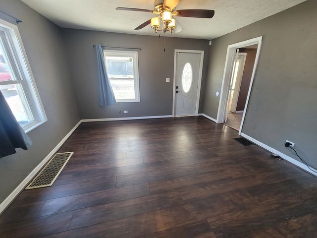 1211 E Elm Street, West Frankfort, IL 62896