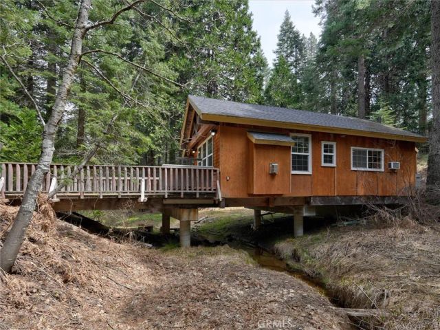 7739 Black Pine, Fish Camp, CA 93623