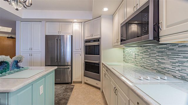 1370 GULF BOULEVARD 703, Clearwater, FL 33767