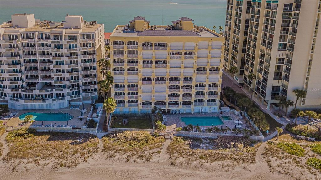 Image 42 of property listing at 1370 GULF BOULEVARD 703, Clearwater, FL 33767