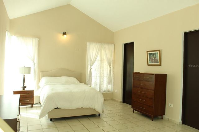 351 CAMINO DE LOS LIRIOS, Gurabo, PR 00778