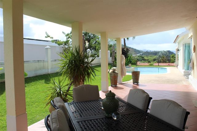 351 CAMINO DE LOS LIRIOS, Gurabo, PR 00778
