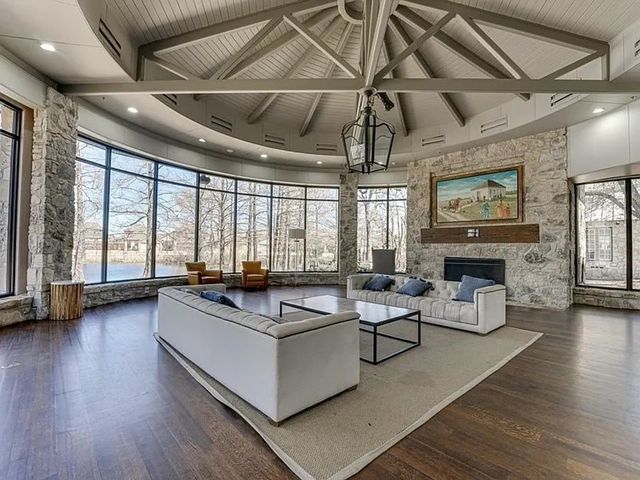 5582 Yarborough Drive, Forney, TX 75126