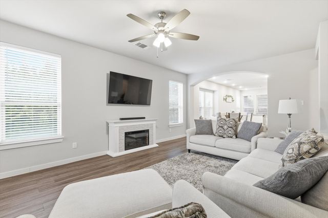 5582 Yarborough Drive, Forney, TX 75126