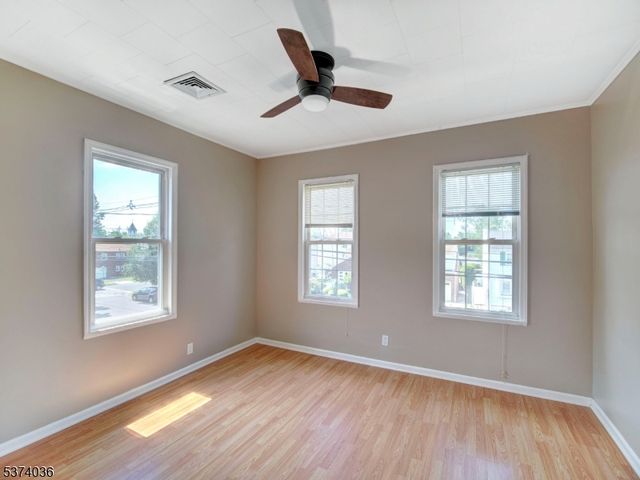 210 Maple Ave, Linden City, NJ 07036