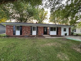 2015 Rosewood Drive, Anderson, IN 46011