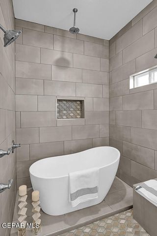 3896 Surmise Street, El Paso, TX 79938