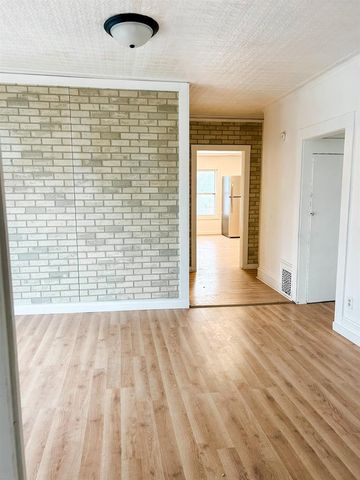 225 S Marr Street, Fond Du Lac, WI 54935