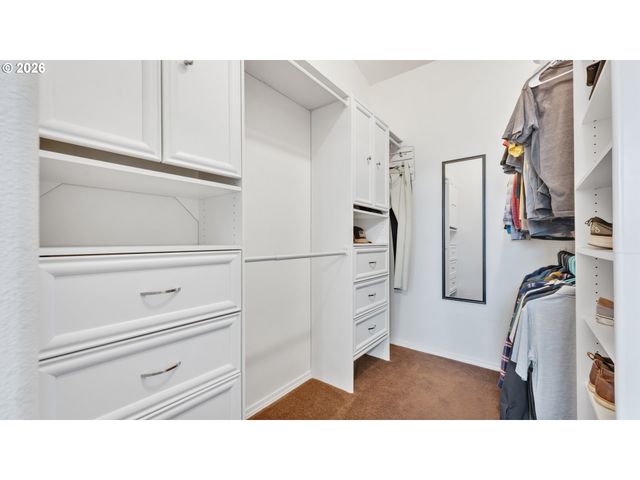 18283 DAVIS St, Sandy, OR 97055
