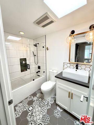 4305 Alla Road 8, Marina Del Rey, CA 90292