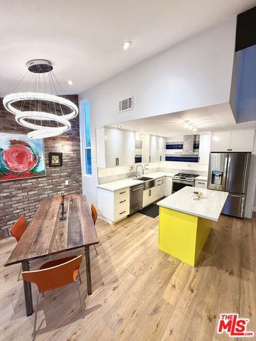 4305 Alla Road 8, Marina Del Rey, CA 90292
