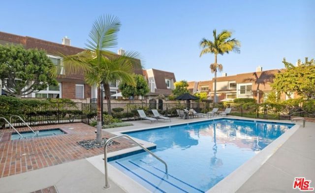 4305 Alla Road 8, Marina Del Rey, CA 90292