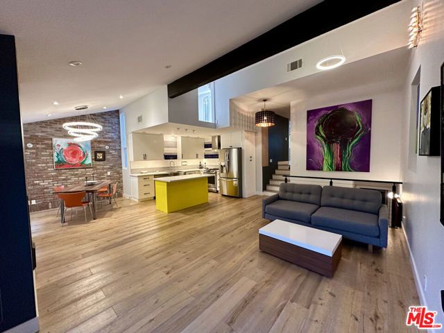 4305 Alla Road 8, Marina Del Rey, CA 90292