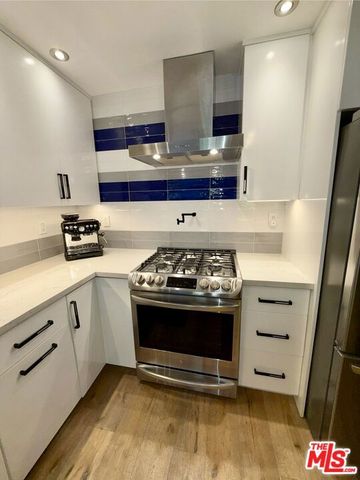 4305 Alla Road 8, Marina Del Rey, CA 90292