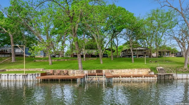 344 Shangrila Ln, New Braunfels, TX 78130