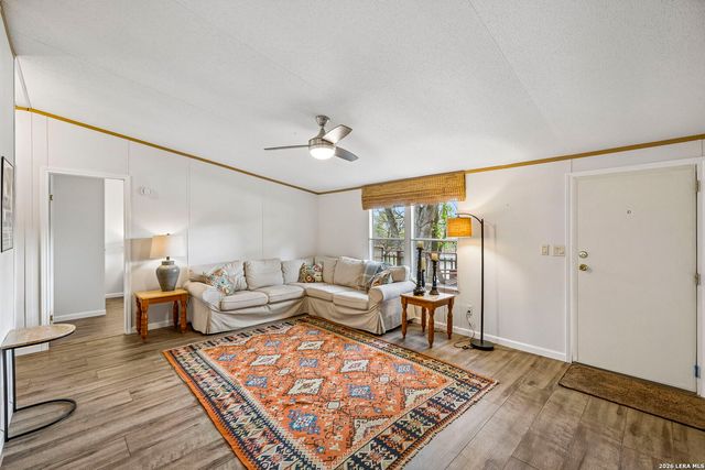 344 Shangrila Ln, New Braunfels, TX 78130
