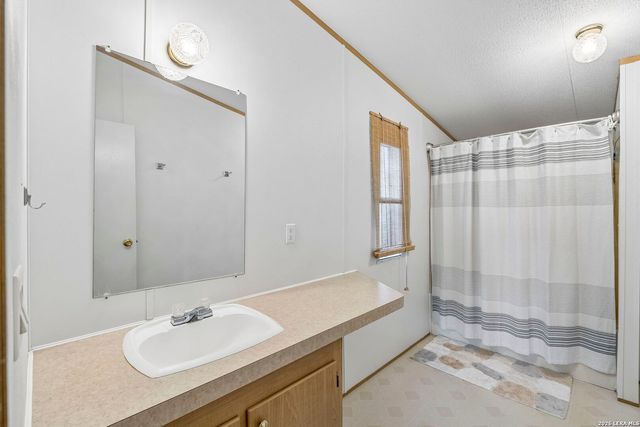 344 Shangrila Ln, New Braunfels, TX 78130