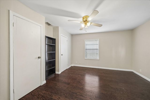 6621 Westview, Houston, TX 77055