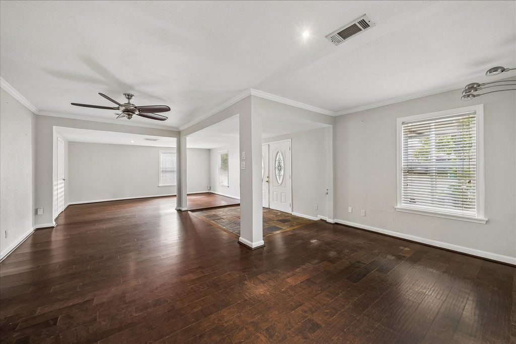 6621 Westview, Houston, TX 77055