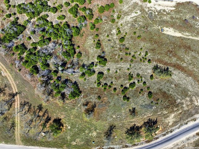 207 Majestic Hills, Blanco, TX 78606