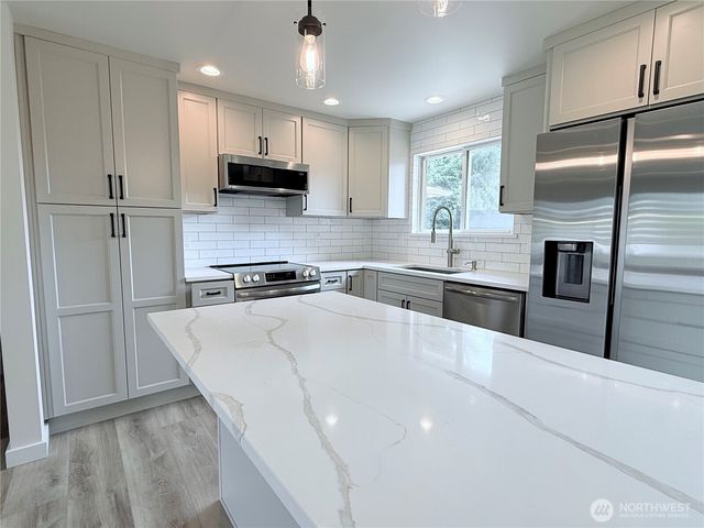 4017 S 297th Place, Auburn, WA 98001