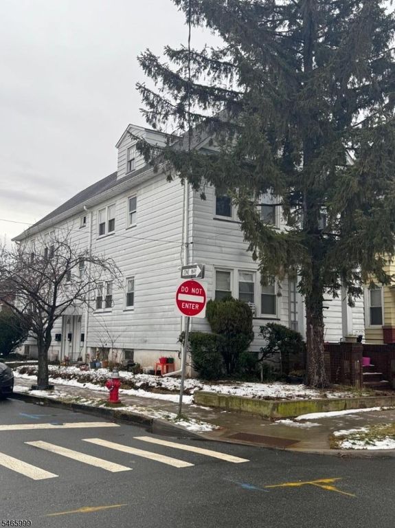 350 Williamson St, Elizabeth City, NJ 07202 — exterior