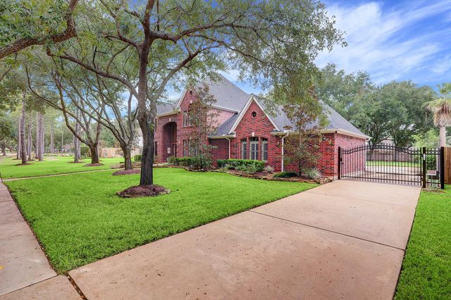 19210 Foxtree Lane, Houston, TX 77094
