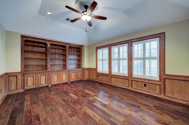 19210 Foxtree Lane, Houston, TX 77094