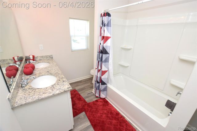 2288 Hunter Lane, Burton, MI 48519