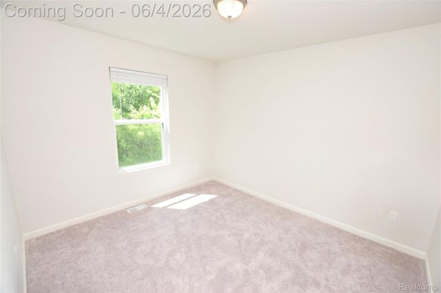 2288 Hunter Lane, Burton, MI 48519