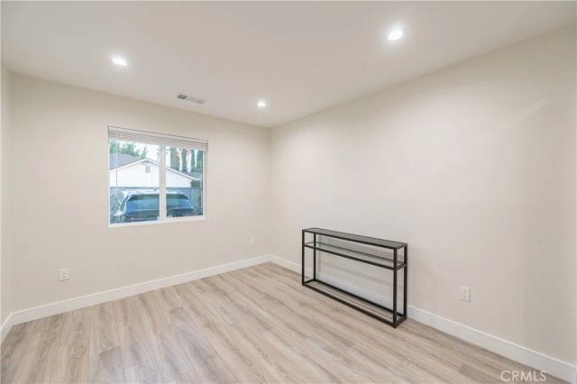 11120 Haskell, Granada Hills, CA 91344
