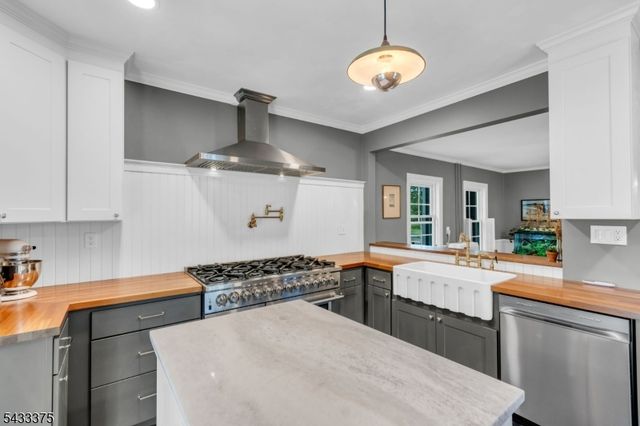 535 Rt 523, Readington Twp., NJ 08889