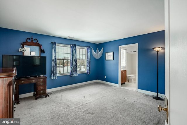 107 PATRIOT DR, Collegeville, PA 19426