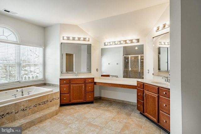 107 PATRIOT DR, Collegeville, PA 19426