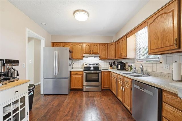 212 S Downey Avenue, Independence, MO 64056