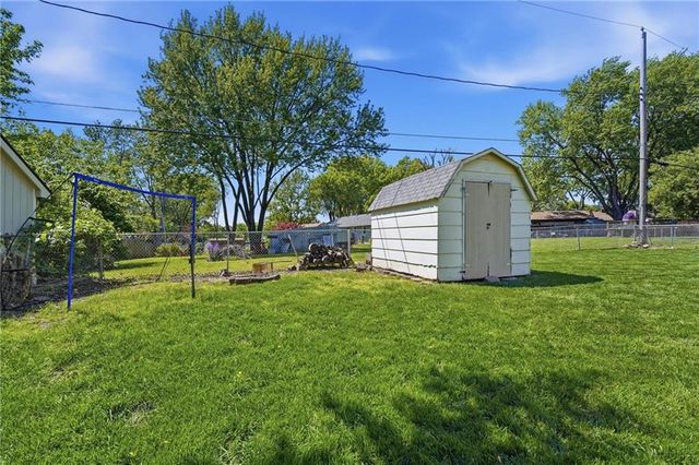 212 S Downey Avenue, Independence, MO 64056