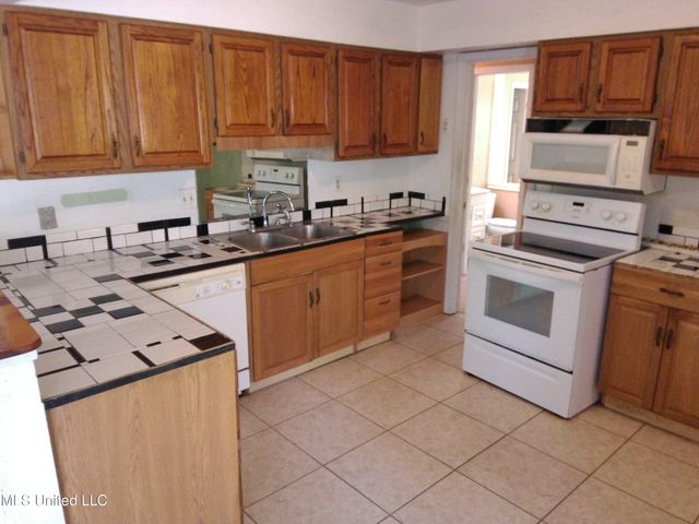 7455 Analii Street, Diamondhead, MS 39525