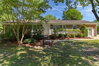 3204 Pioneer LN, Chesapeake, VA 23323