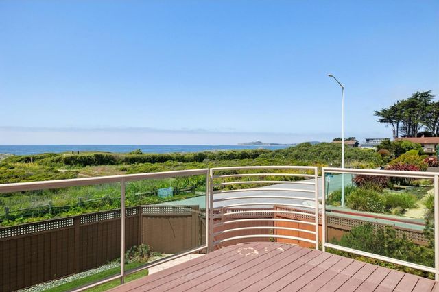 204 Roosevelt Boulevard, Half Moon Bay, CA 94019