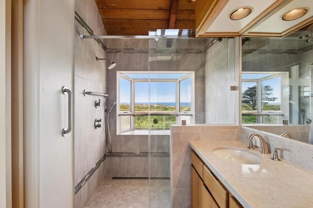 204 Roosevelt Boulevard, Half Moon Bay, CA 94019