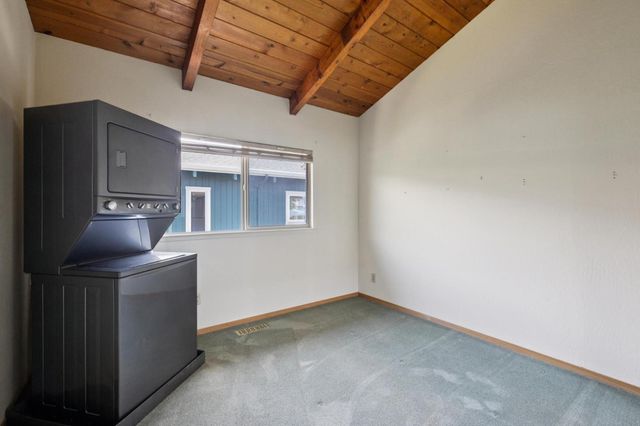204 Roosevelt Boulevard, Half Moon Bay, CA 94019