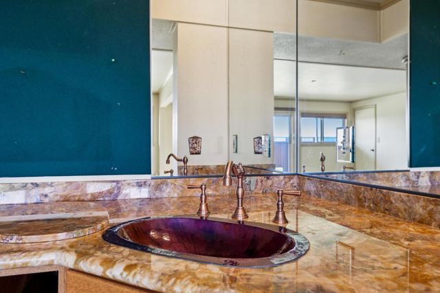 204 Roosevelt Boulevard, Half Moon Bay, CA 94019