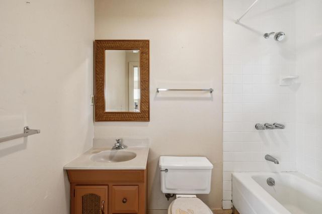 204 Roosevelt Boulevard, Half Moon Bay, CA 94019