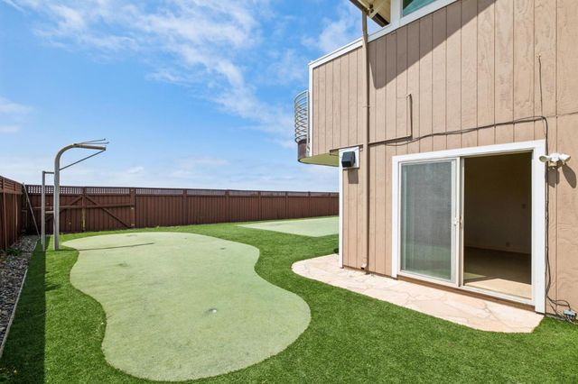 204 Roosevelt Boulevard, Half Moon Bay, CA 94019