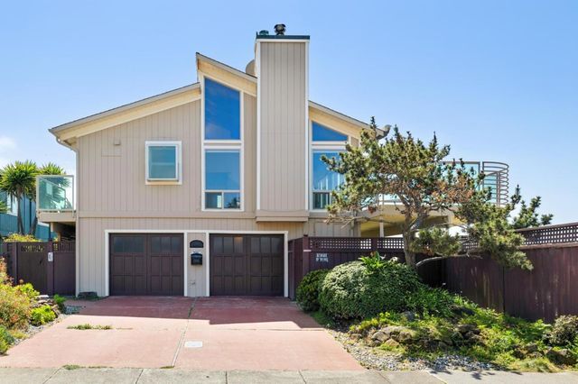 204 Roosevelt Boulevard, Half Moon Bay, CA 94019