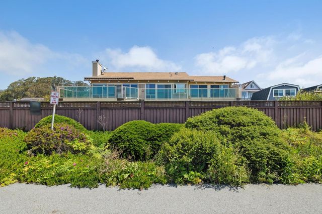 204 Roosevelt Boulevard, Half Moon Bay, CA 94019