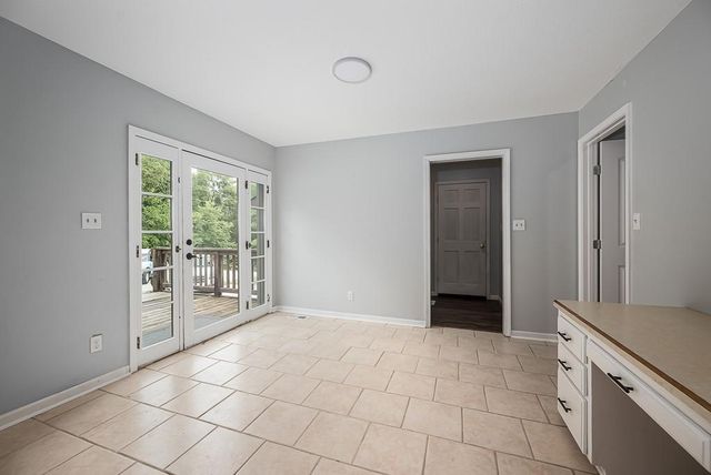 24131 126th Street, Leavenworth, KS 66048