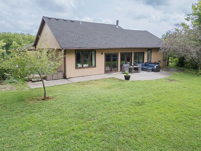 24131 126th Street, Leavenworth, KS 66048